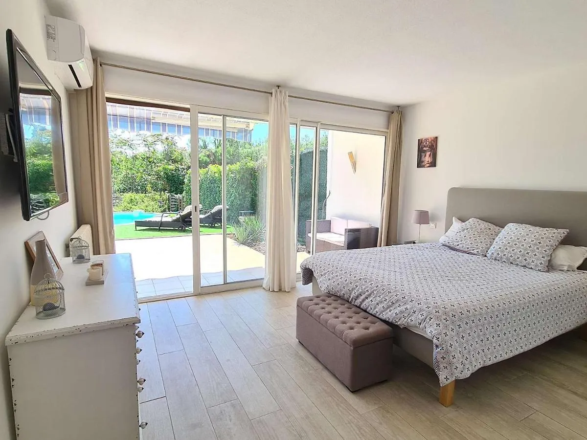 Maison Climatisee Avec Piscine Privee, 5 Pieces, 7 Couchages A 15 Min Des Plages De Vallauris - Fr-1-252-103 France