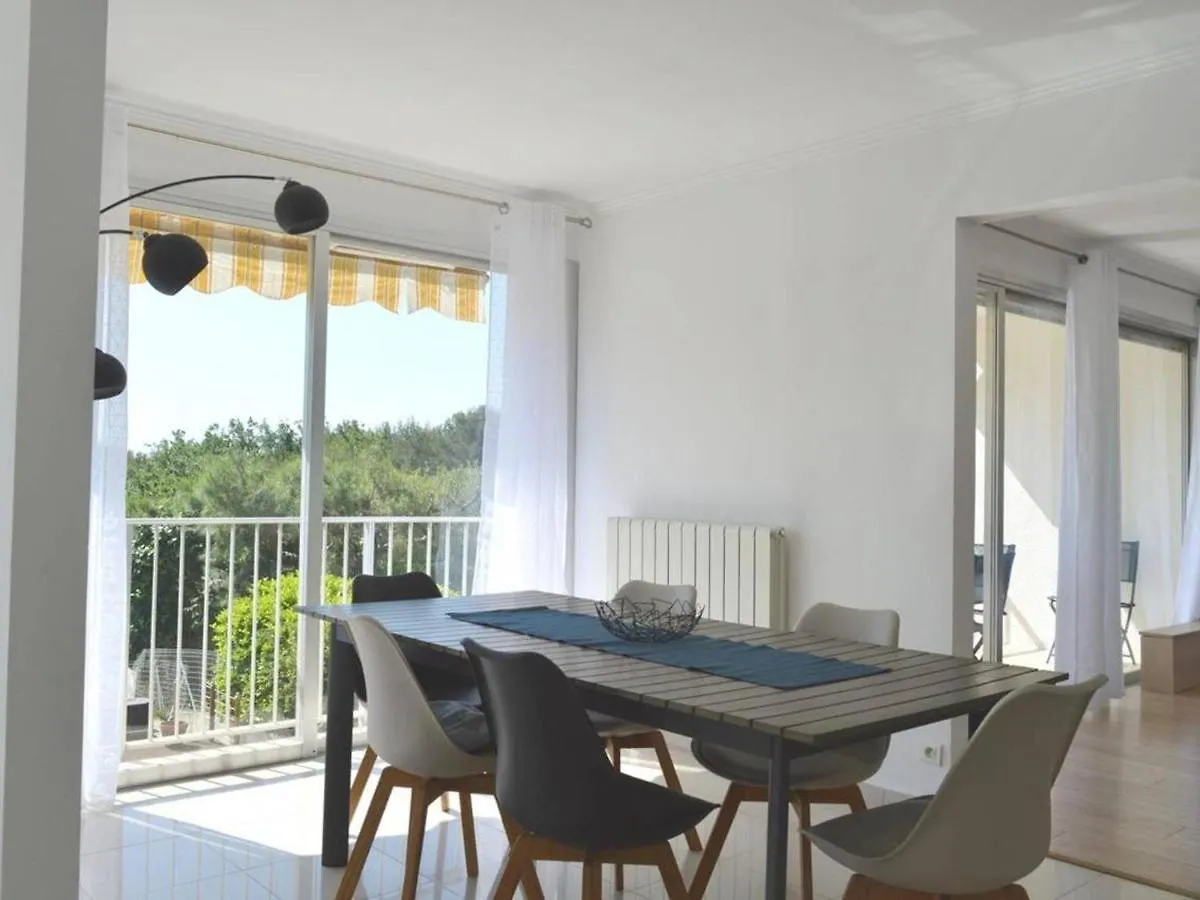 Maison Climatisee Avec Piscine Privee, 5 Pieces, 7 Couchages A 15 Min Des Plages De Vallauris - Fr-1-252-103 0*,  France